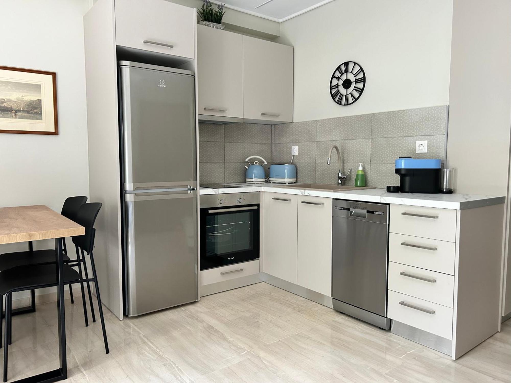 Evrou 21A Metropolitan Suite 雅典 外观 照片